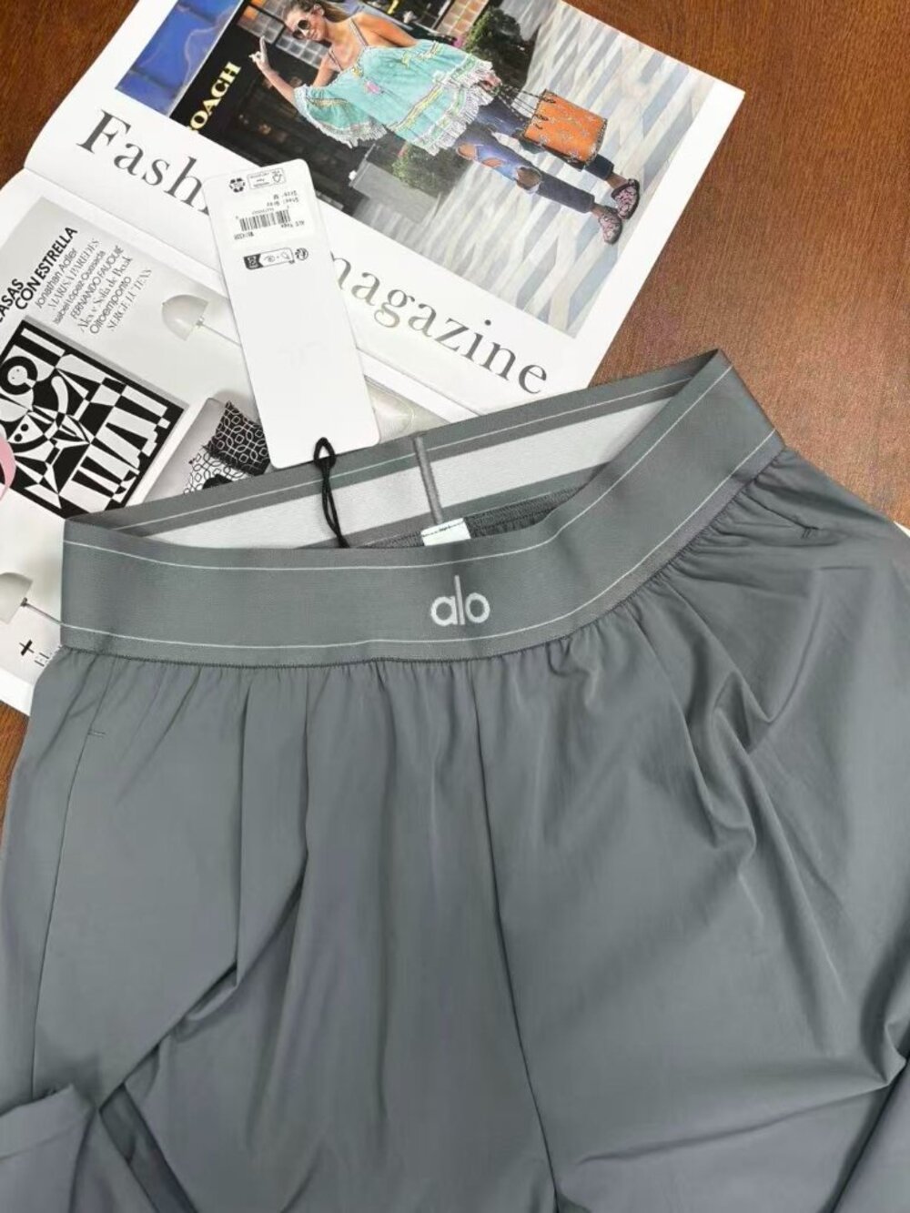 New Alo Yoga steel gray suit pants, a versatile style 🖤🧊30 inches in length - Picture 7 of 8